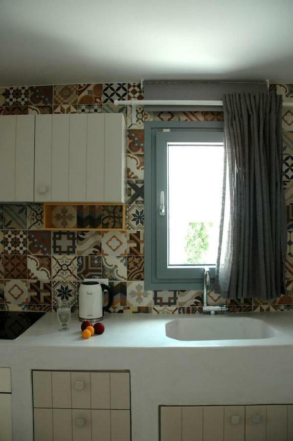 Вилла Kalypso House Pera Gyalos Экстерьер фото
